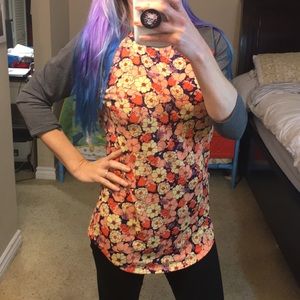 NWT LULAROE RANDY SHIRT